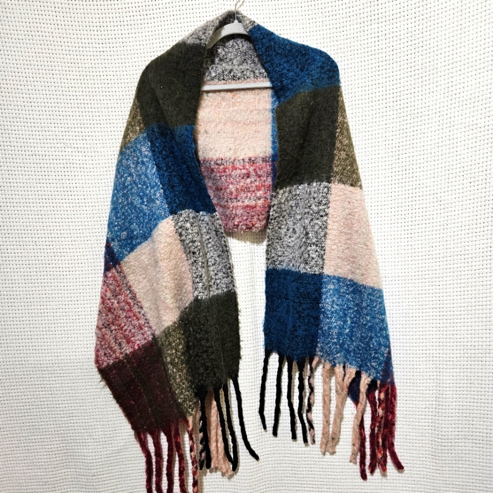 Multicolor Plaid Women's Scarf Shawl Or Throw Blanket